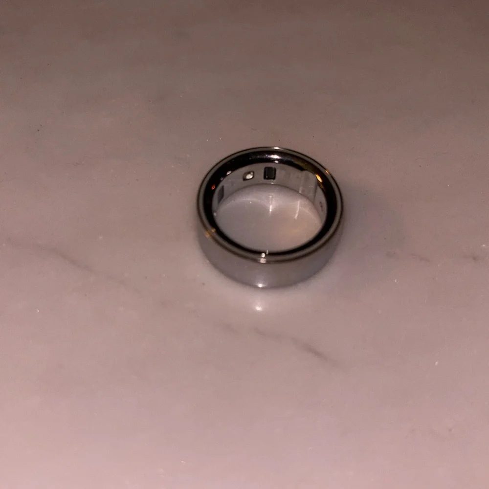 Oura Ring Gen 4, Silver, Size 8